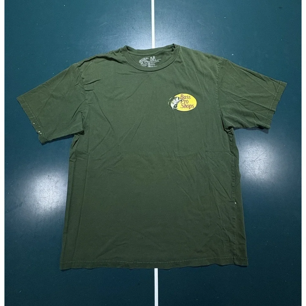 Bass Pro Shops T Shirt Men's Medium Green Fishing Graphic Humor I'd Hit That Tee